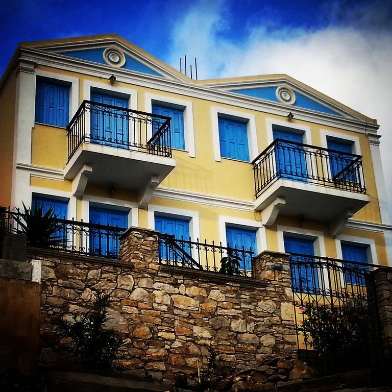 Symi Sunshine Apartment エクステリア 写真