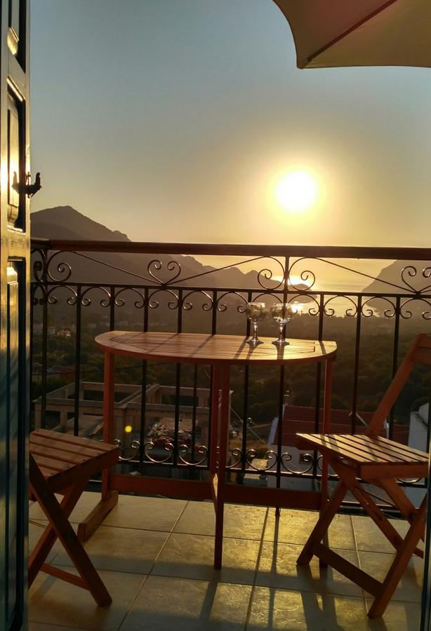 Symi Sunshine Apartment エクステリア 写真